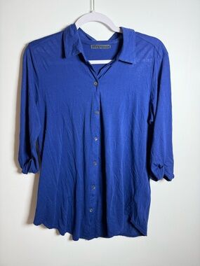 VELVET BY GRAHAM & SPENCER | Blue Collared Button Up